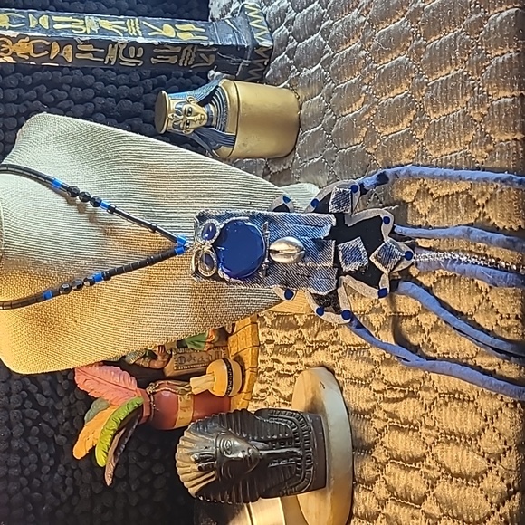 Wise ole owl denim fabric necklace - Picture 3 of 8